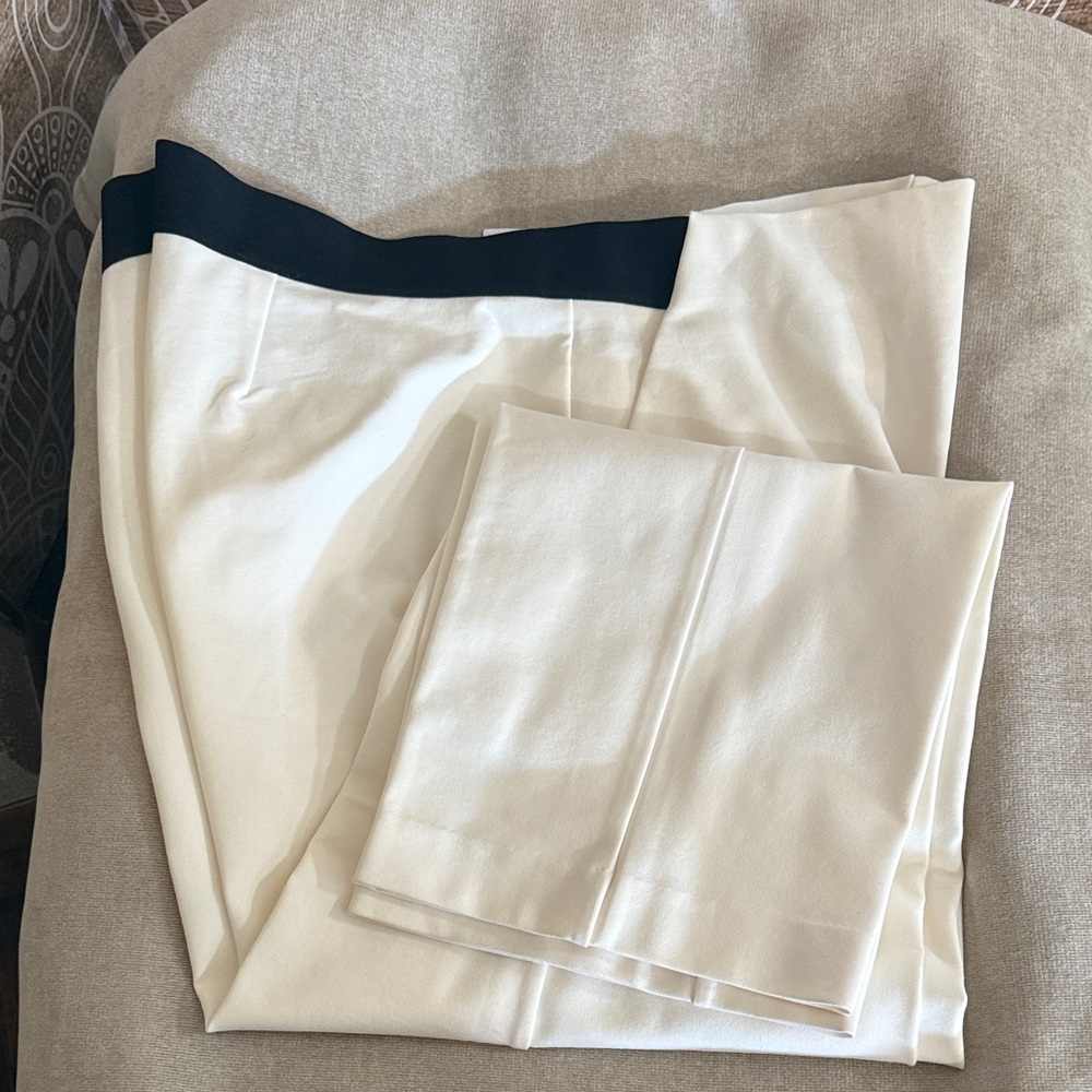 Liz Claiborne Cream Trousers
